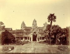 CAMBODGE Ca 1886 Temple d'Ang-Kor Wat  Ang Kor Vat Porte centrale en terrasse