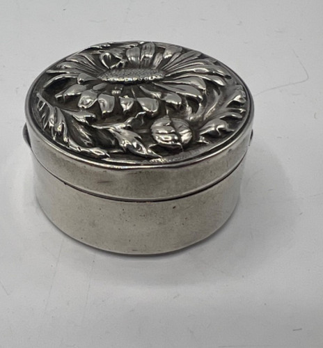 Boite pilules argent - a,