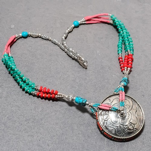 Collier bijoux perles cadeau