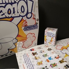 Kidrobot dunny 2010 vinyl art