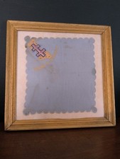 Rare cadre ancien Souvenir de l’Occupation  Mouchoir Brodé 2nde Guerre Mondiale
