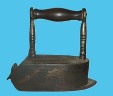 fer à repasser  18ème  à