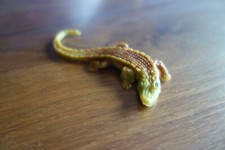 Figurine crocodile - NOVA -