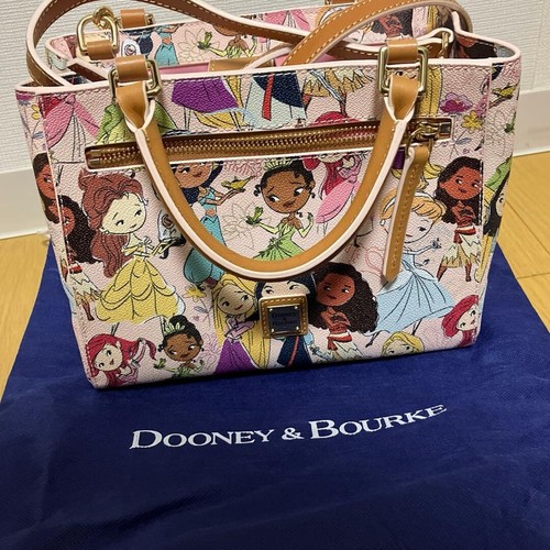 Sacoche dooney bourke - sacoche,
