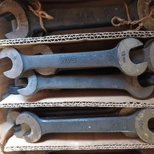 ANCIENNE CLE PLATE SAM - - NEUF DE STOCK - Au Choix 