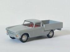  " Les Séries Spéciales "  Peugeot 404 Pick Up Gris  (Echelle 1/58)  Base Norev 