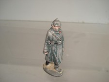 QUIRALU  /THEME / SOLDAT