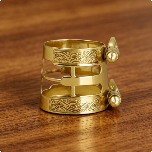 Ligature pour saxophone - , en