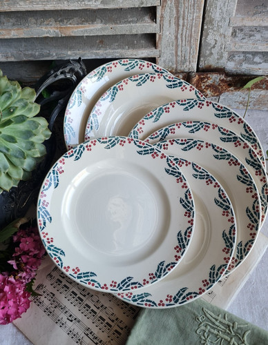 Anciennes assiettes plates - 7,