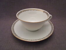 Déjeuner ancien en porcelaine