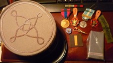 kepi militaire capitaine + insigne drago + galons + medaille tchad genie