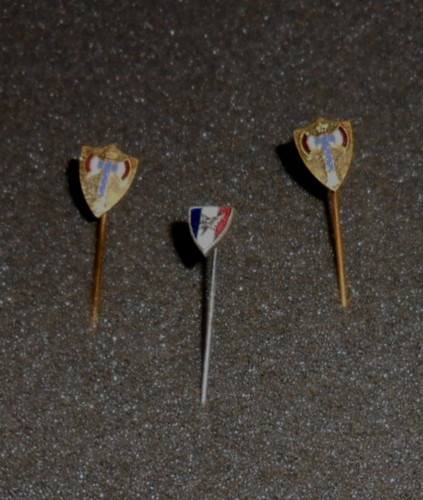Insignes épinglette - 3,