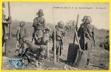 cpa AFRIQUE MISSIONS des P.P. du SAINT ESPRIT En Famille Pilons PILEUSES de MIL