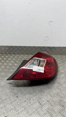 Feu arriere principal droit
