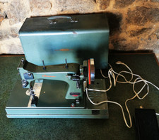 ANCIENNE MACHINE A COUDRE OMNIA MANUFRANCE ELECTRIQUE En état de fonctionnement