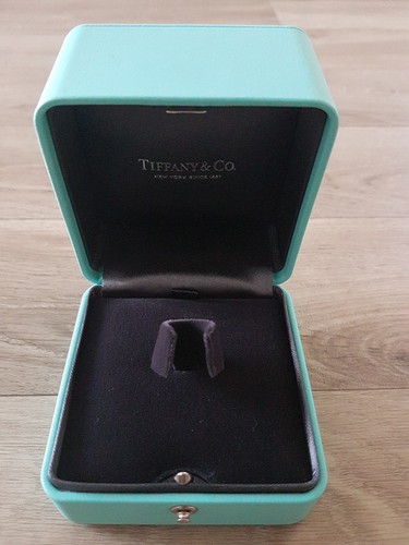 Tiffany boîte à bijoux - &,