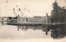 77 MELUN LA POINTE DE L ILE