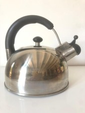 Jolie bouilloire ancienne