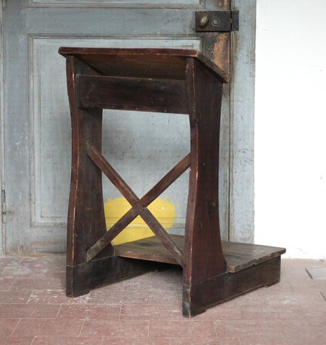 Meuble bois religieux