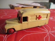 Ambulance Daimler - Dinky Toys