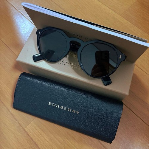 Lunettes soleil pour femmes - de,