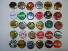 Lot de 30 anciennes capsules de bière - eau - soda - ricard -  sortie de bistrot