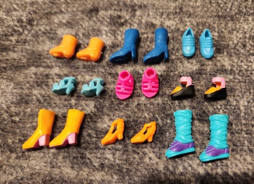 Lot nine pair polly - nine,