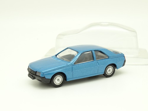 Solido renault fuego - solido,