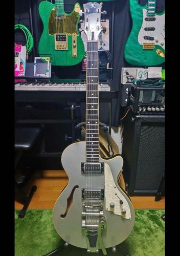 Rare guitare électrique - , type