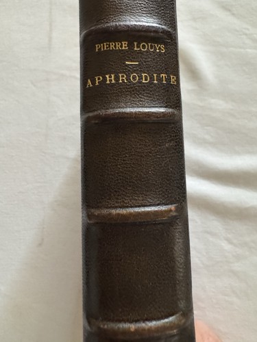 Aphrodite moeurs antiques - -,