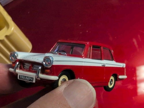 Vanguards triumph herald - triumph,
