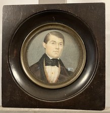 Miniature XIXe représentant un homme distingué Ecole Allemande ?