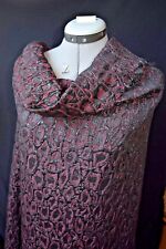 Cavalli.Superbe jacquard façonné motif animal panthère leopard bordeaux noir