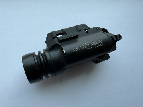 Surefire x200 black - surefire,