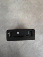 Prise port USB RENAULT MEGANE