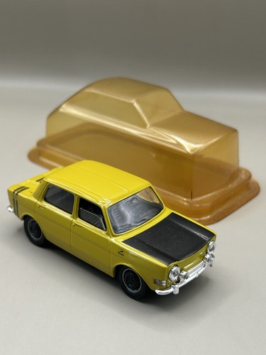 R924 voiture miniature 1 - -,