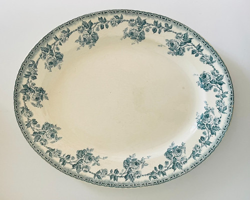 Plat ovale en faïence - cm,