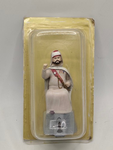 Figurine resine - en,