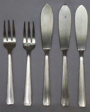 Couteaux Et Fourchettes À Poisson En Métal Argenté Félix Frères