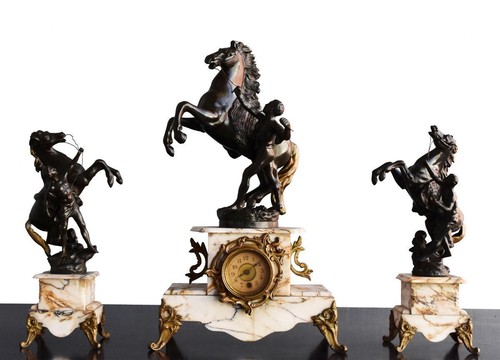 Garniture régule aux chevaux