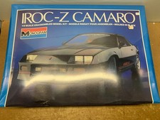 MONOGRAM IROC Z CAMARO 1/8 SOUS BLISTER EN BOITE