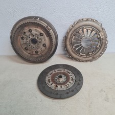 EMBRAYAGE VOLANT MOTEUR