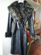 Manteau en cuir et fourrure femme taille M