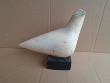sculpture ancienne oiseau