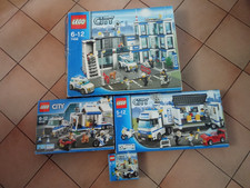 LOT DE 4 BOITES LEGO CITY-7498+7288+60139+7279-COMMISARIAT/CAMION POLICE .....