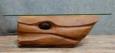 Table basse vintage en bois et verre datée 1999 / monogramme et sigle