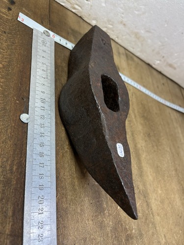 Outil ancien marteau têtu - outil,