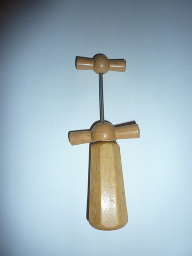 Tire bouchons anciens - anciens, en