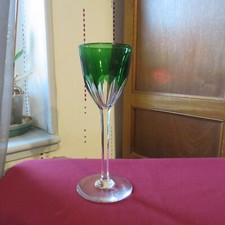 verre roemer de couleur verte