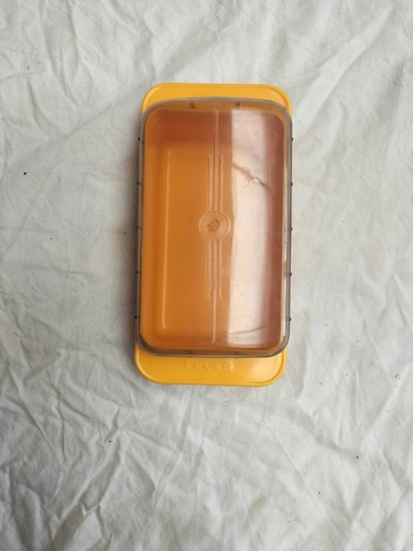 Beurrier plastique - en,